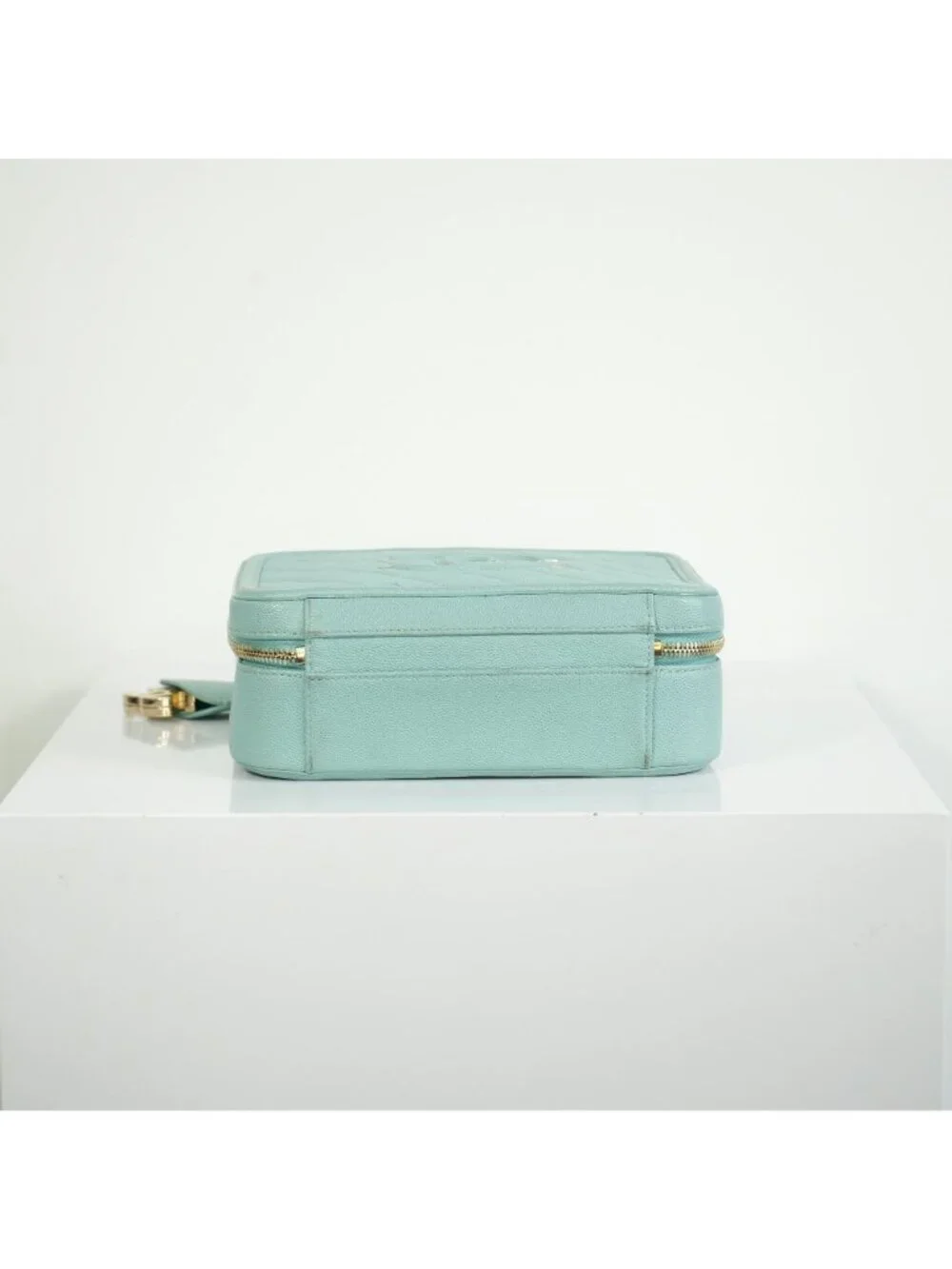 CHANEL good certificate authenticity